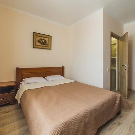 Villa Zhanna Central Park Truskawez Zimmer foto